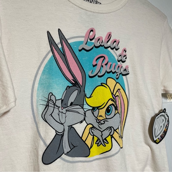 NWT Hot Topic Looney Tunes Womens XS Cropped T Shirt Lola Bugs Bunny Multicolor - Picture 2 of 6